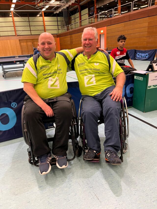 Tischtennis Frickenhausens Rolli-Team 4 feiert Herbstmeisterschaft