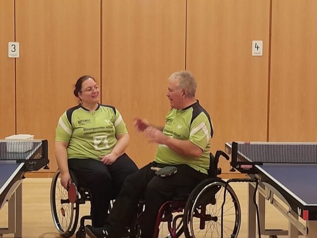 Viel los in der Festhalle auf dem Berg